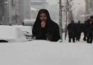 Yollar açılmayı bekliyor